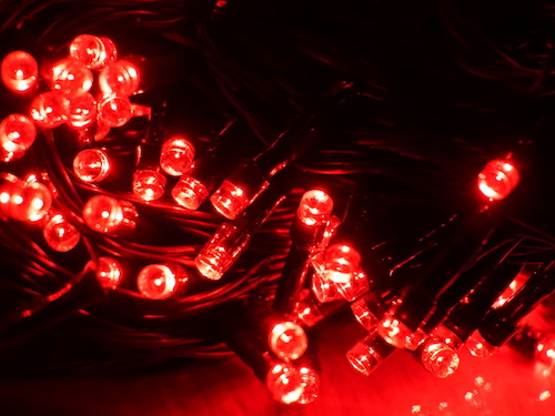 alquiler de guirnaldas de luces led rojas de 12 metros para decoración árboles de navidad