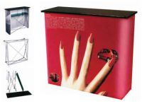 Alquiler de Mostrador plegable y personalizable recto