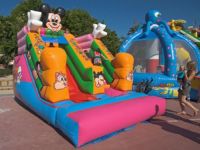Tobog�n hinchable infantil modelo Mickey