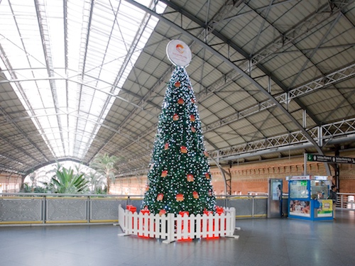 Alquiler de arboles de Navidad de 8 metros para uso interior
