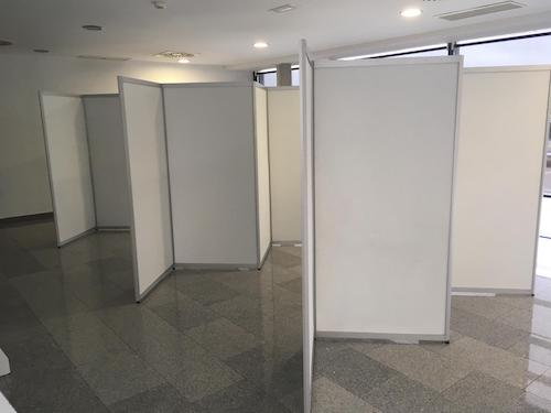 paneles expositores zig zag para exposición en congreso Universidad Autónoma Madrid 